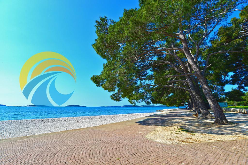 Apartments Nera Фажана Екстер'єр фото
